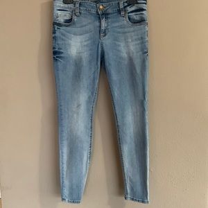 Kut from the Kloth- Dayna skinny distressed jean
